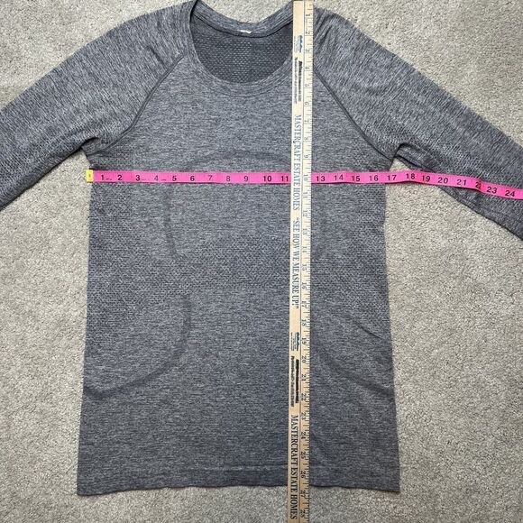 Lululemon Swiftly Tech Shirt Women 8 / 10 Long Sleeve Gray Top Run Yoga Workout - Picture 9 of 11